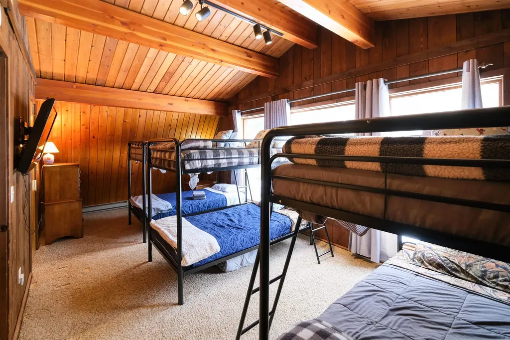 609 Alpine Drive Mount Holly VT 05758