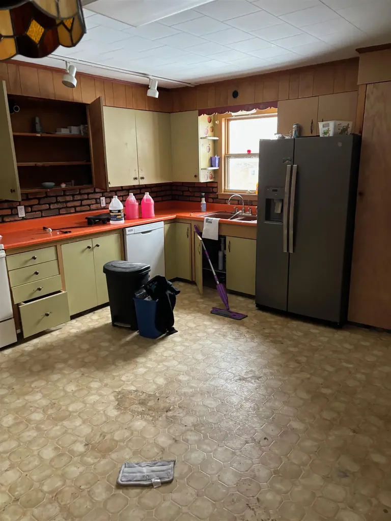 11 Fairview Avenue West Rutland VT 05777