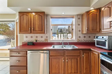 7 Bay View Drive St. Albans Town VT 05478