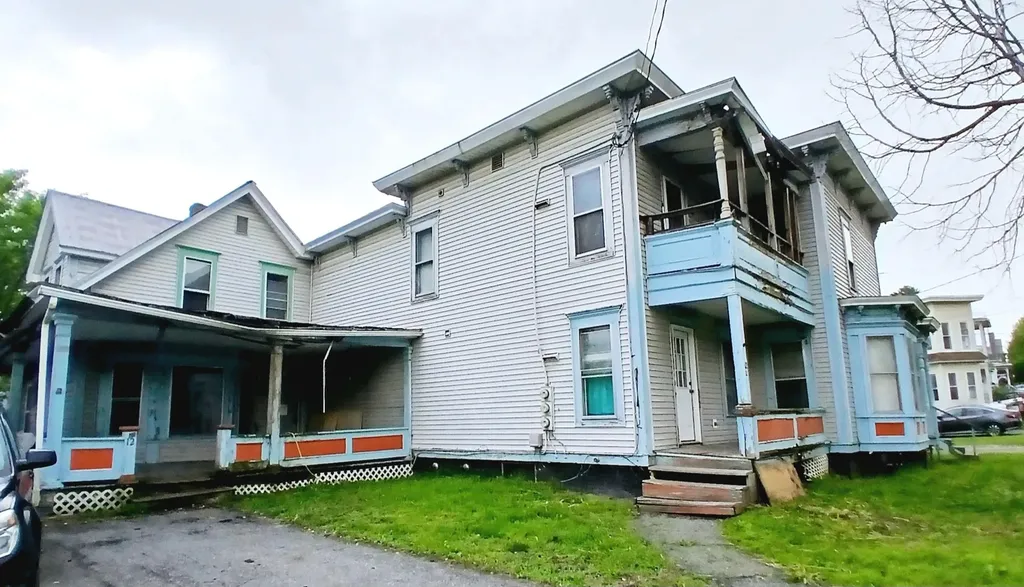 12 Pleasant Street Barre City VT 05641