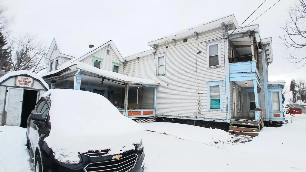 12 Pleasant Street Barre City VT 05641