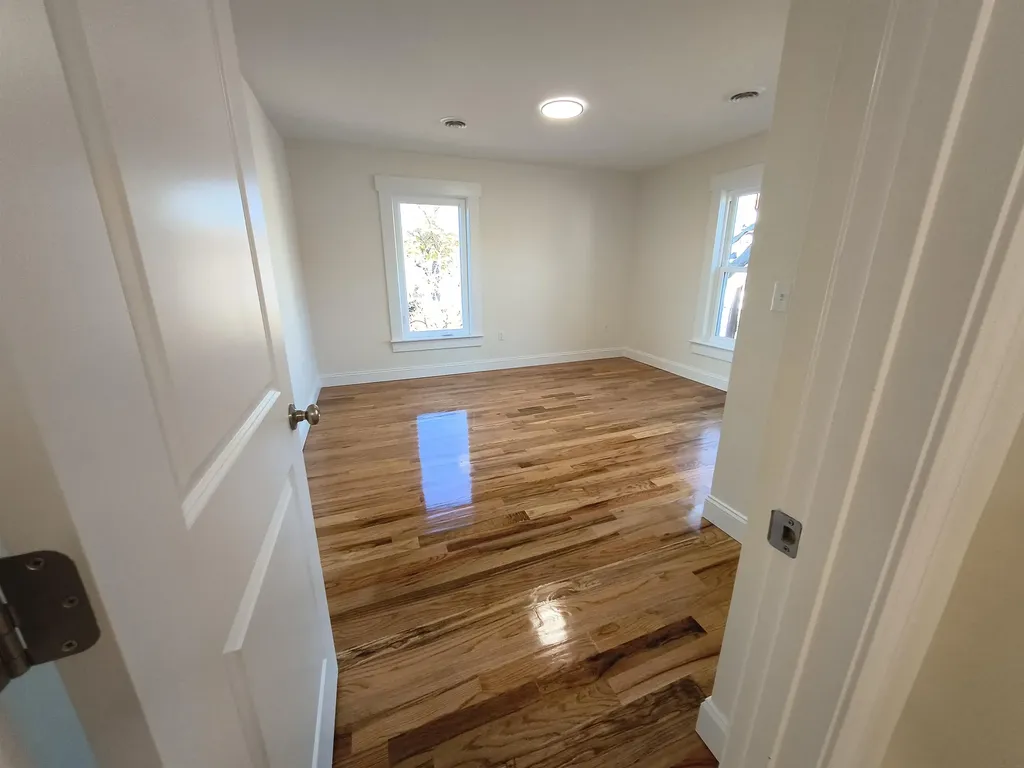 386 Union Avenue Laconia NH 03246