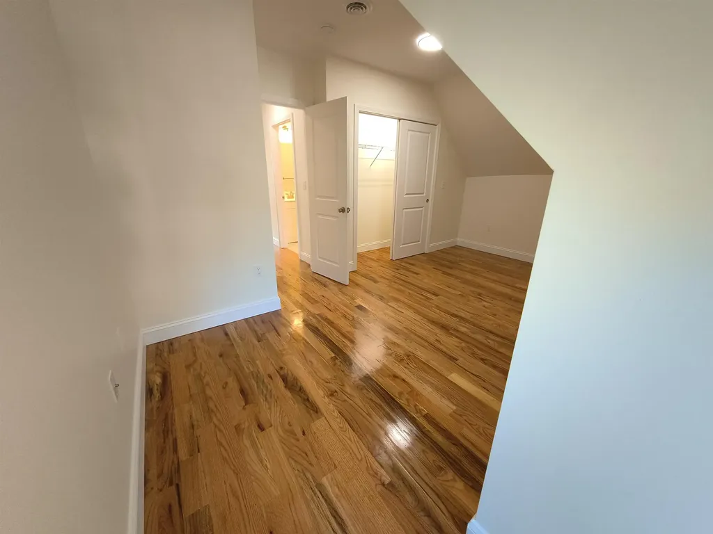 386 Union Avenue Laconia NH 03246