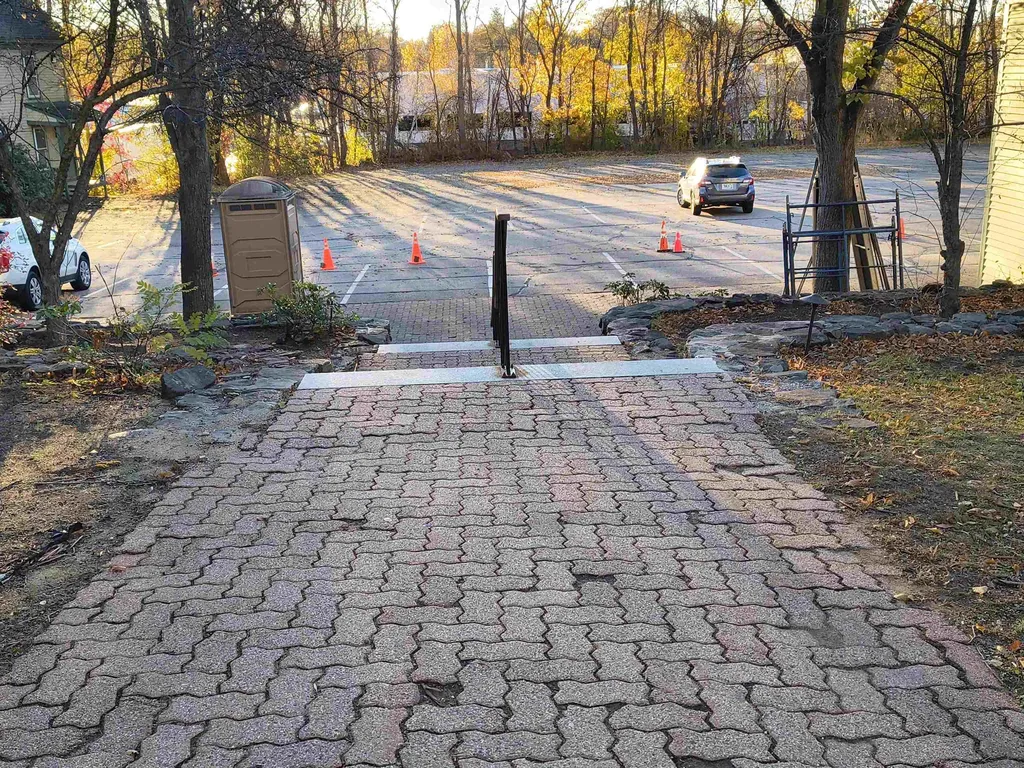 386 Union Avenue Laconia NH 03246