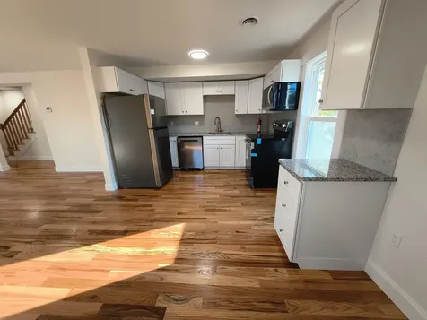 386 Union Avenue Laconia NH 03246