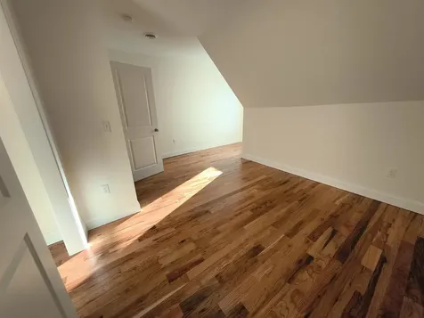 386 Union Avenue Laconia NH 03246