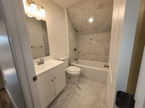 386 Union Avenue Laconia NH 03246