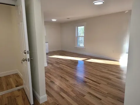 386 Union Avenue Laconia NH 03246