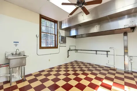 43 Grove Street Peterborough NH 03458