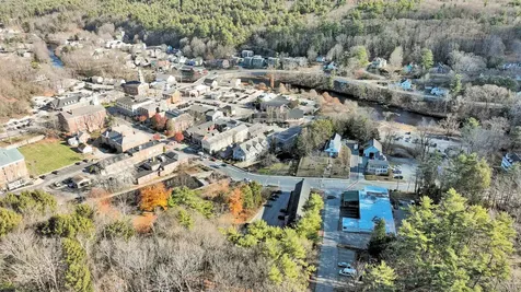 43 Grove Street Peterborough NH 03458