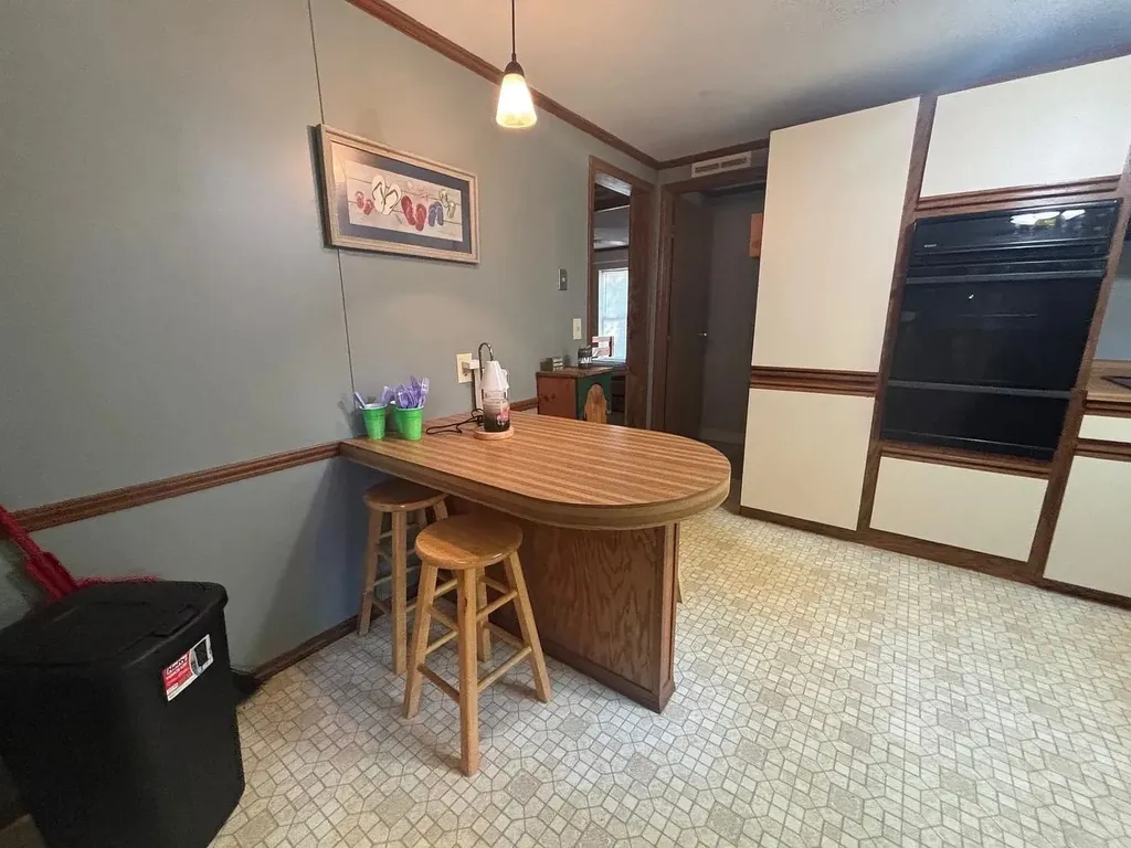 9 Westbury Road Meredith NH 03253