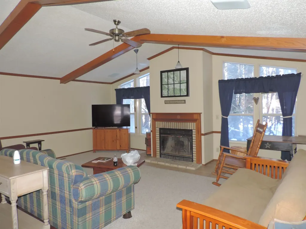 9 Westbury Road Meredith NH 03253