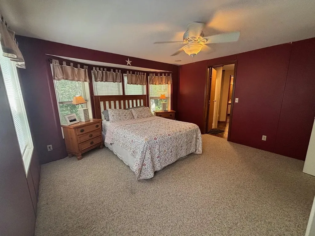 9 Westbury Road Meredith NH 03253