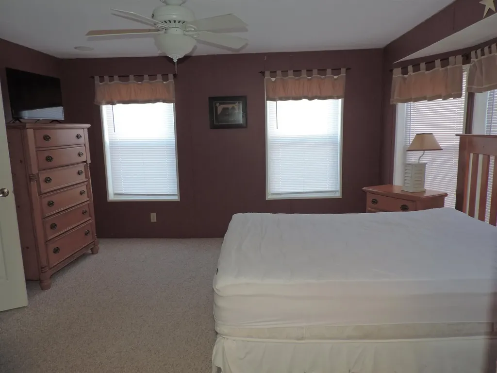 9 Westbury Road Meredith NH 03253