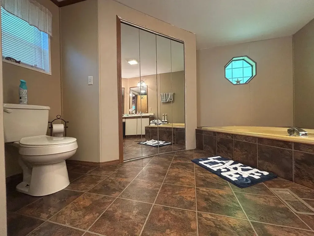 9 Westbury Road Meredith NH 03253