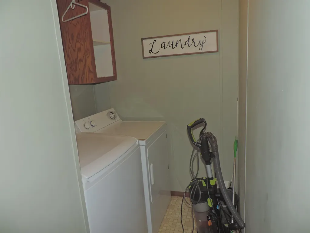 9 Westbury Road Meredith NH 03253