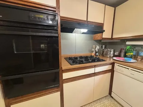 9 Westbury Road Meredith NH 03253