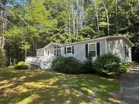 9 Westbury Road Meredith NH 03253