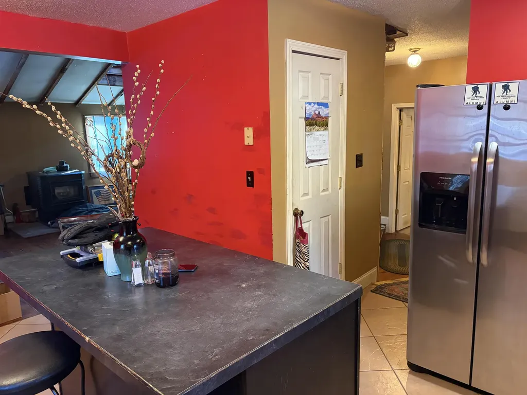 47 Taft Road Swanzey NH 03446