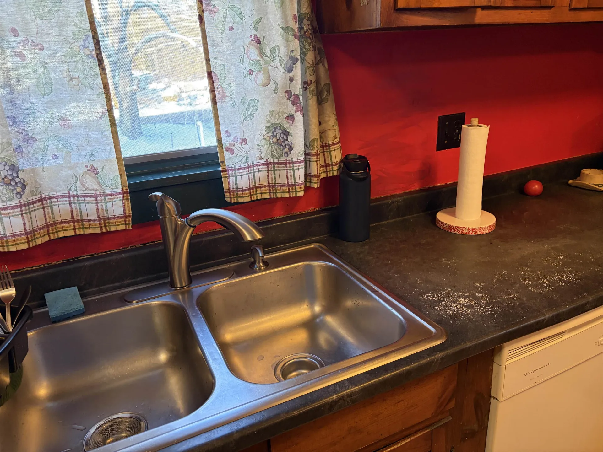 47 Taft Road Swanzey NH 03446