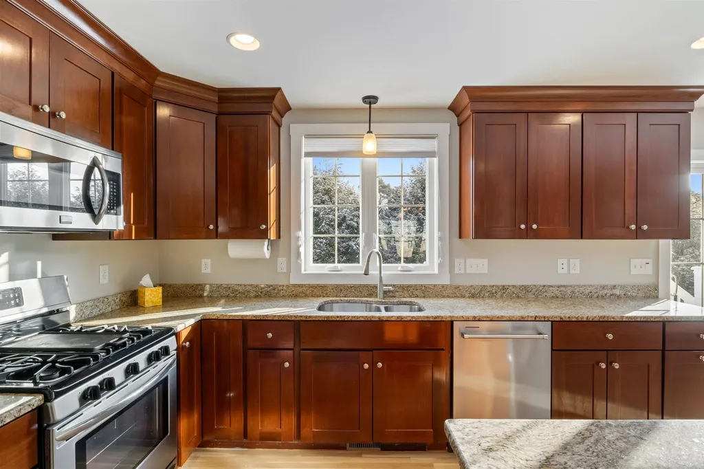 2 Hilliard Drive Hampton NH 03842