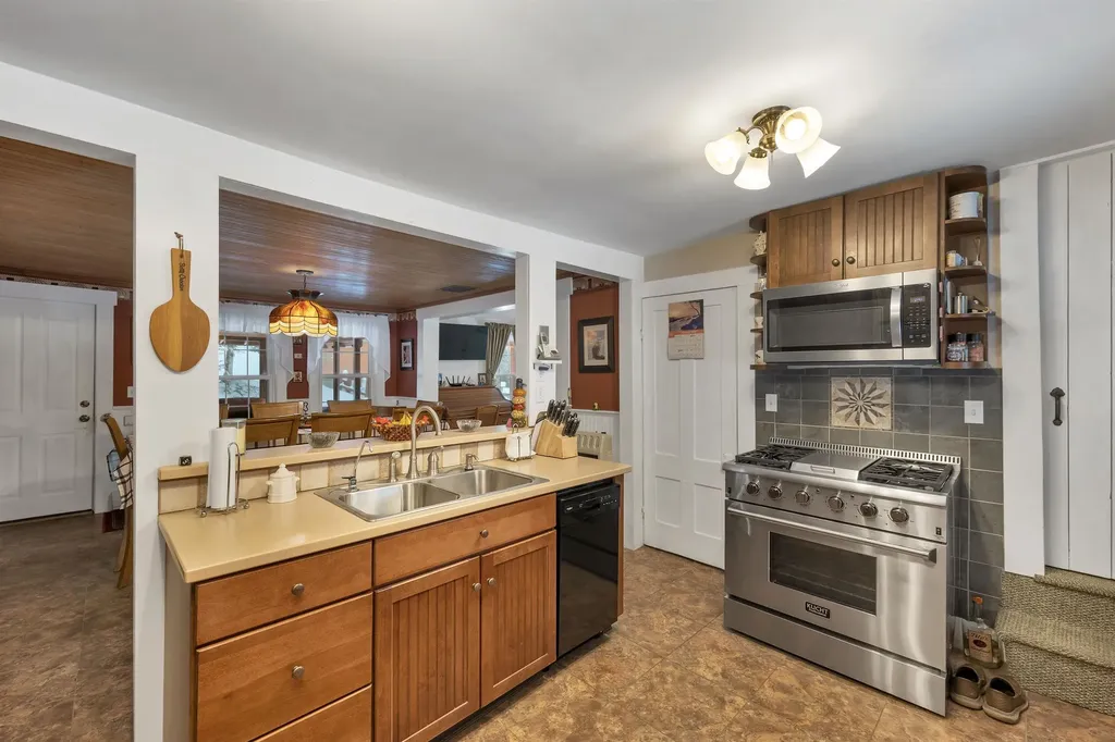 264 Wing Road Bethlehem NH 03574