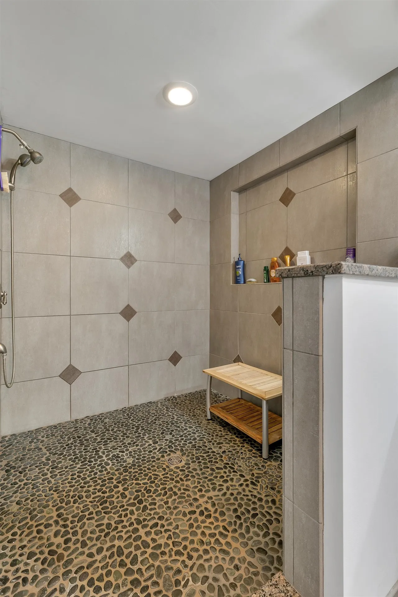 264 Wing Road Bethlehem NH 03574