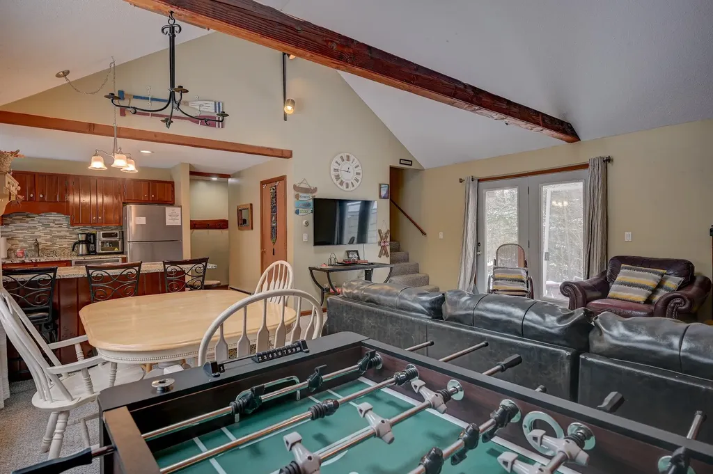 1 Whispering Brook Road Bartlett NH 03812