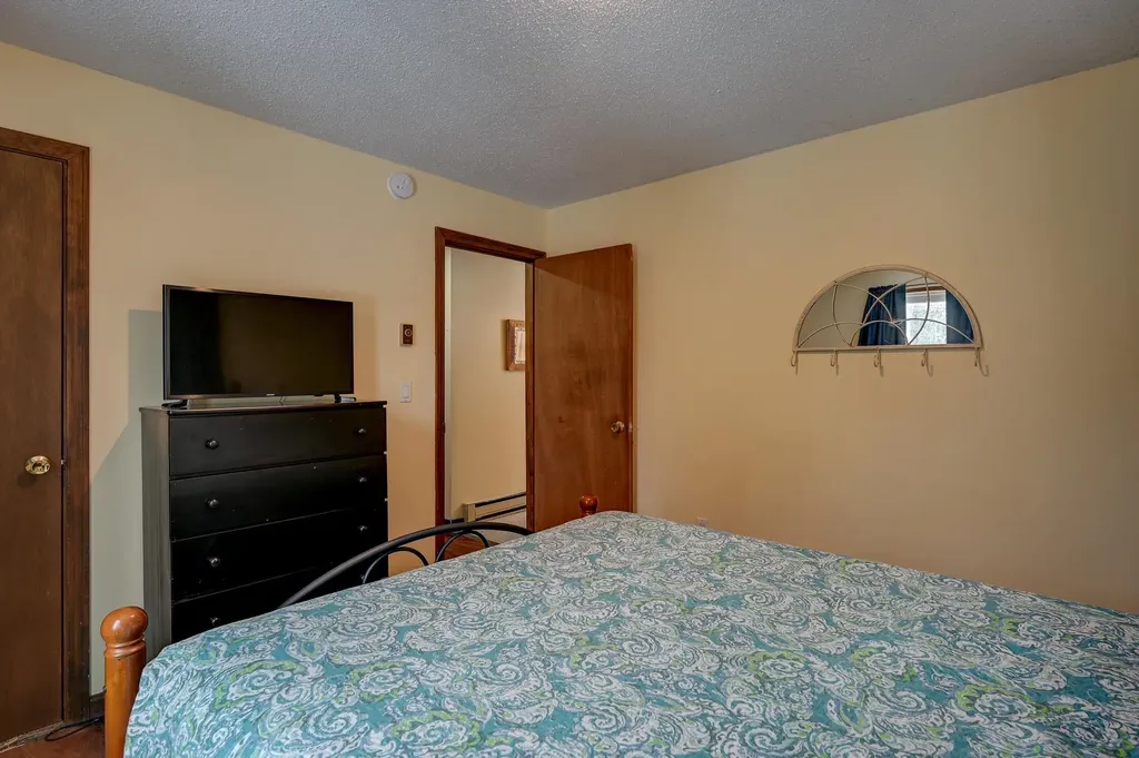 1 Whispering Brook Road Bartlett NH 03812