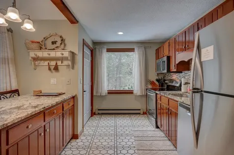 1 Whispering Brook Road Bartlett NH 03812