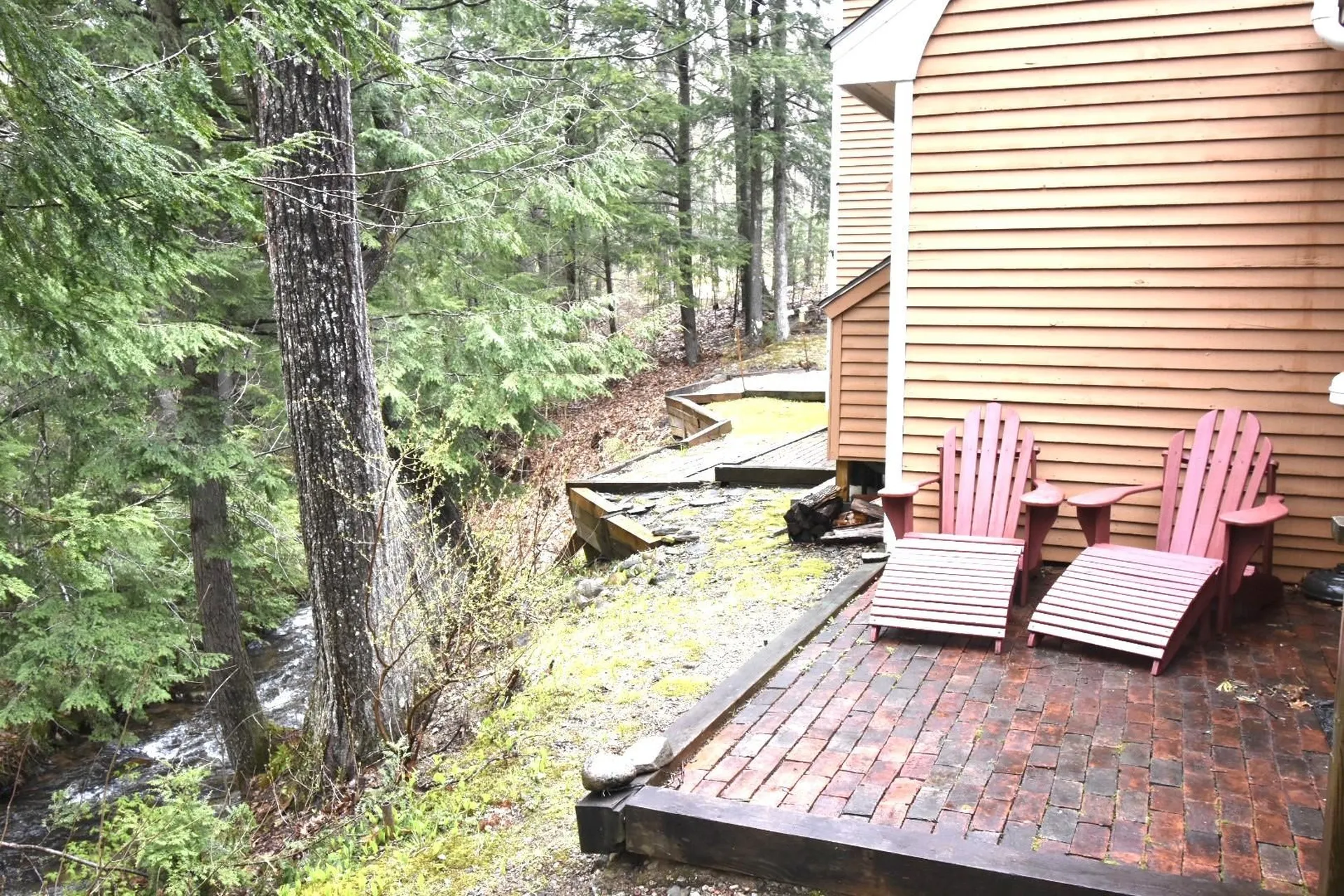 8 Streamside Road Campton NH 03223