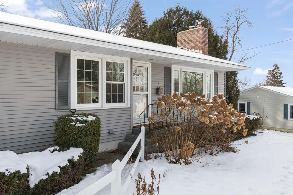 6 Donnelly Court St. Albans City VT 05478