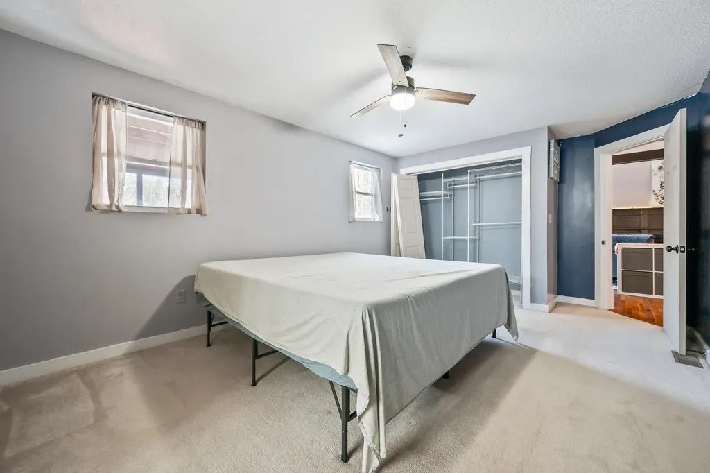 8 Ross Farm Road Albany NH 03818