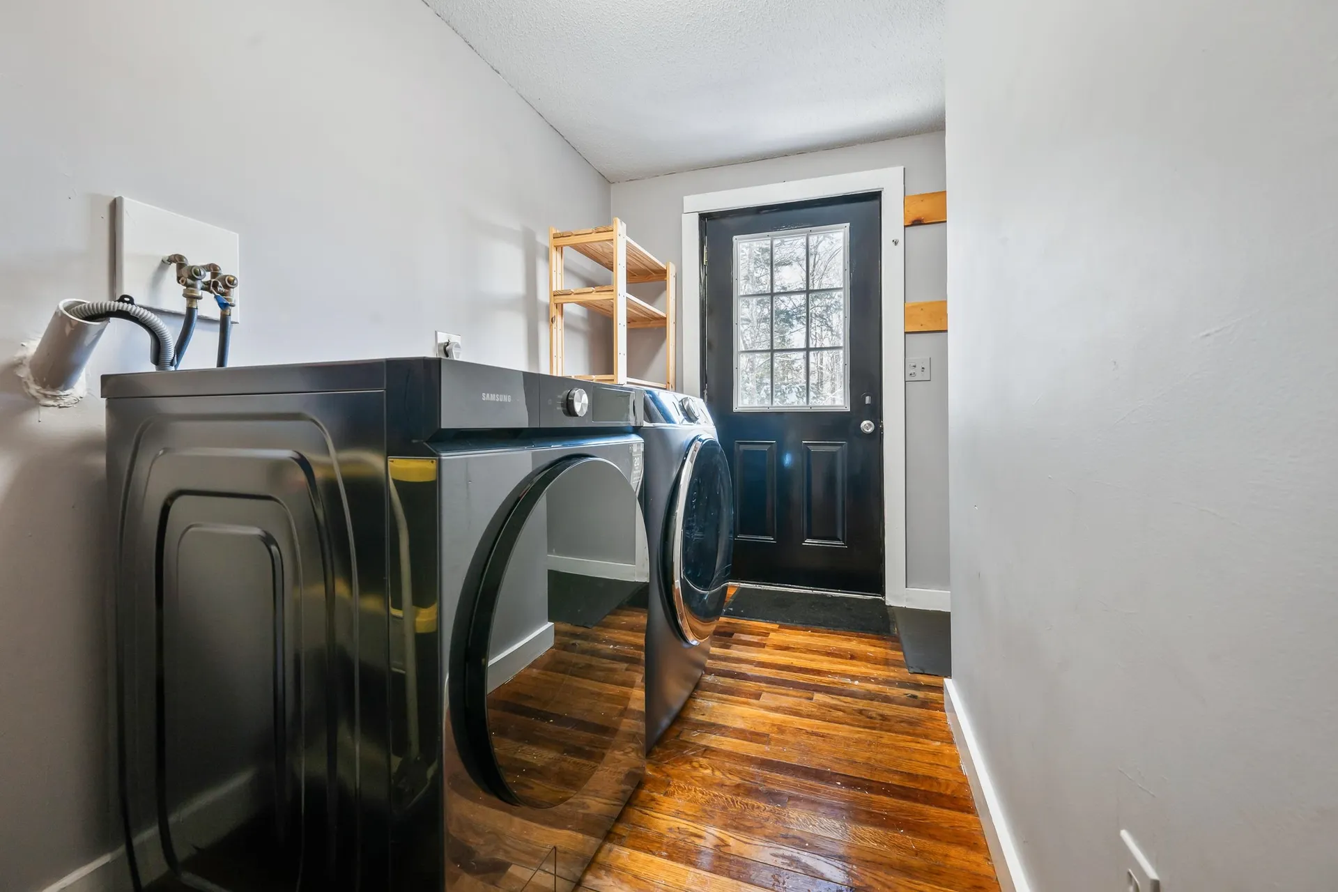 8 Ross Farm Road Albany NH 03818