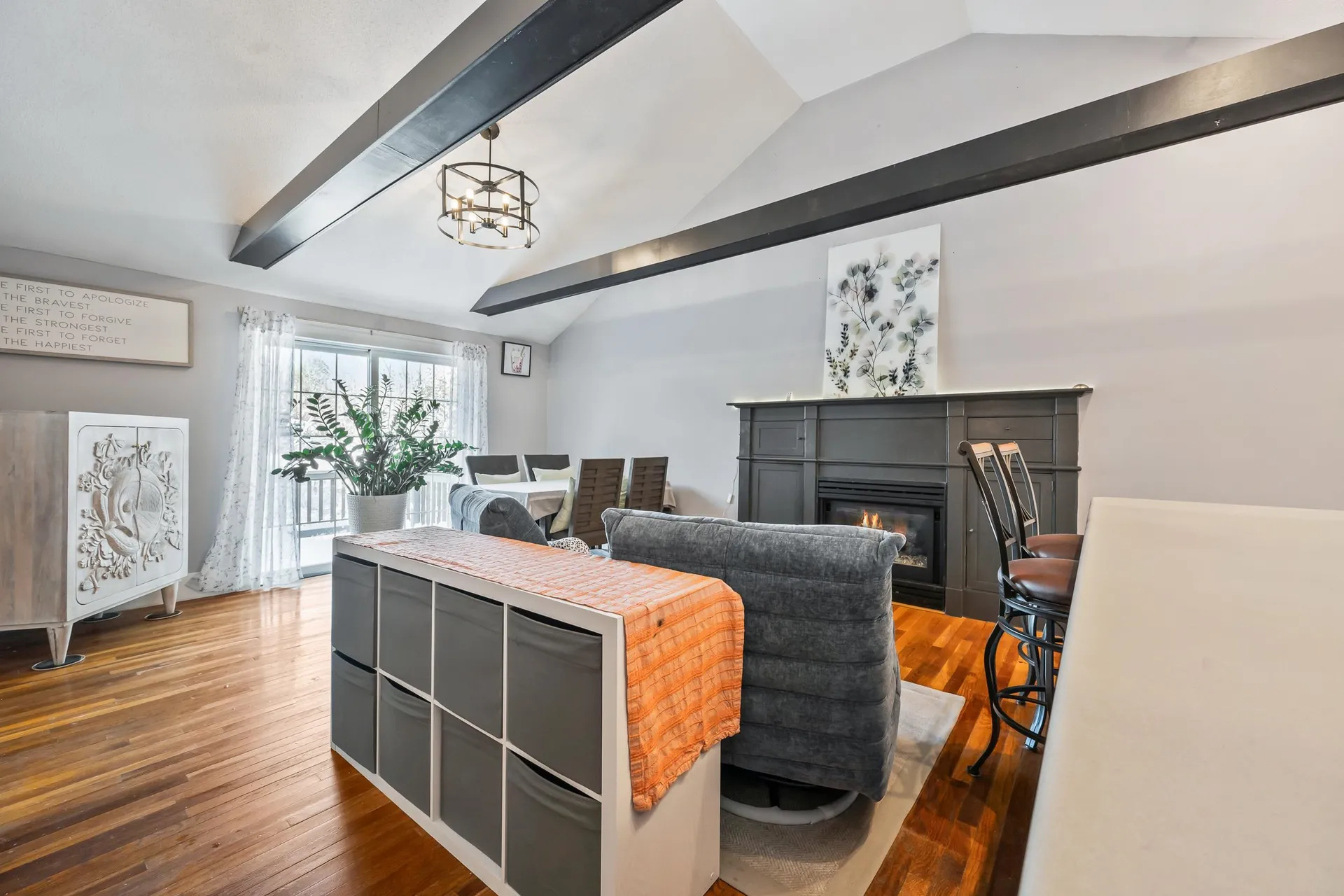 8 Ross Farm Road Albany NH 03818