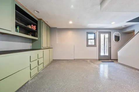 8 Ross Farm Road Albany NH 03818