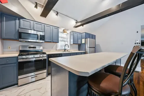 8 Ross Farm Road Albany NH 03818