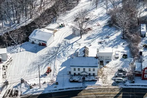 22 Concord Hill Road Pittsfield NH 03263