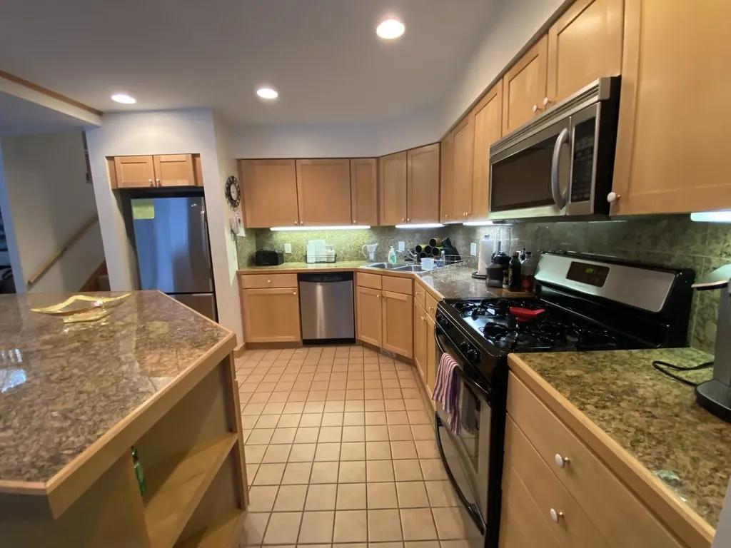 19B Kingswood Road Dover VT 05356