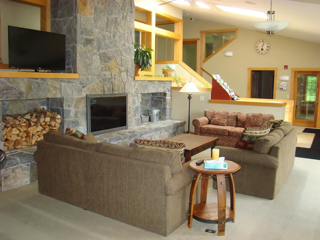 19B Kingswood Road Dover VT 05356