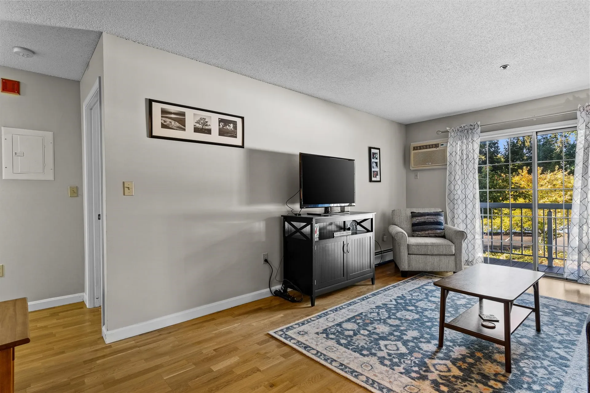 490 River Road Manchester NH 03104