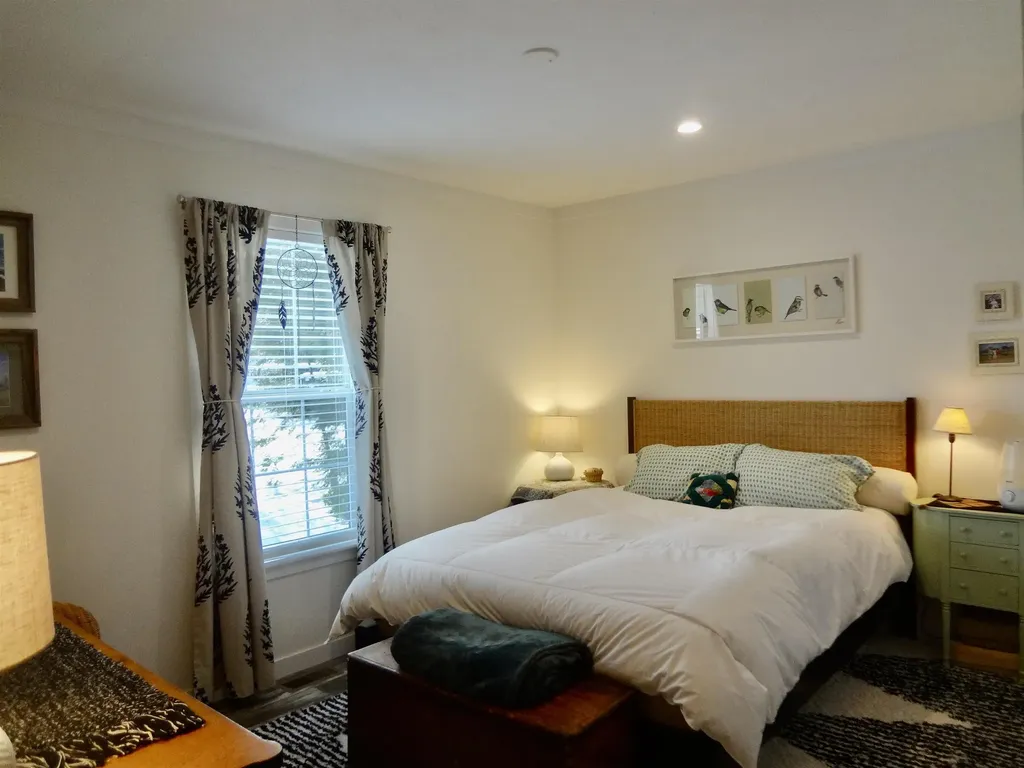 344 Old Lakeshore Road Gilford NH 03249