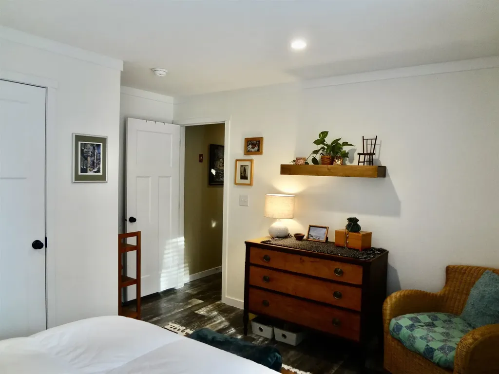 344 Old Lakeshore Road Gilford NH 03249