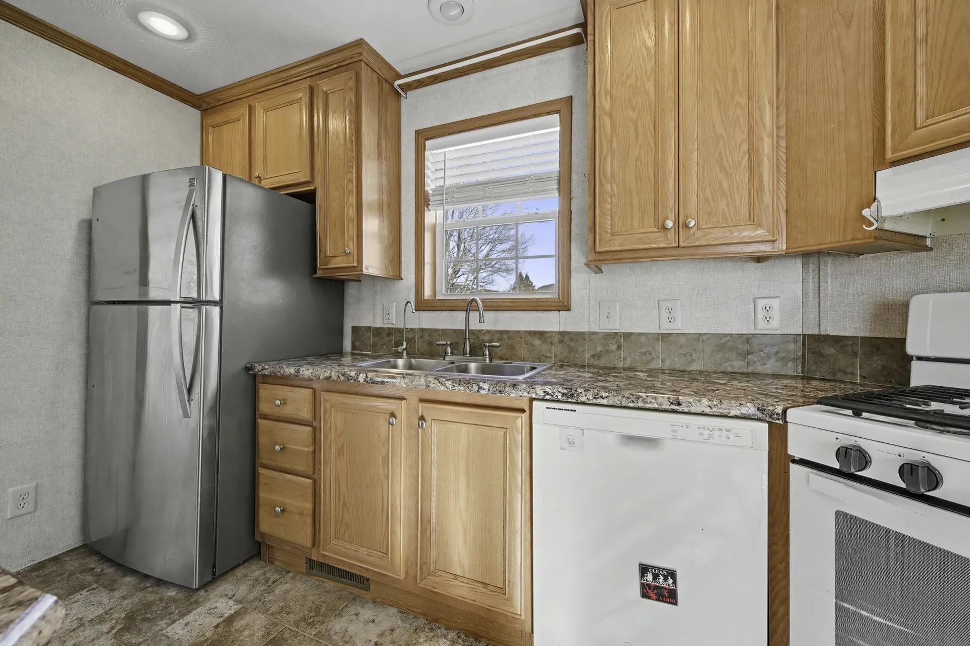 86 Nh Route 4a Lebanon NH 03766