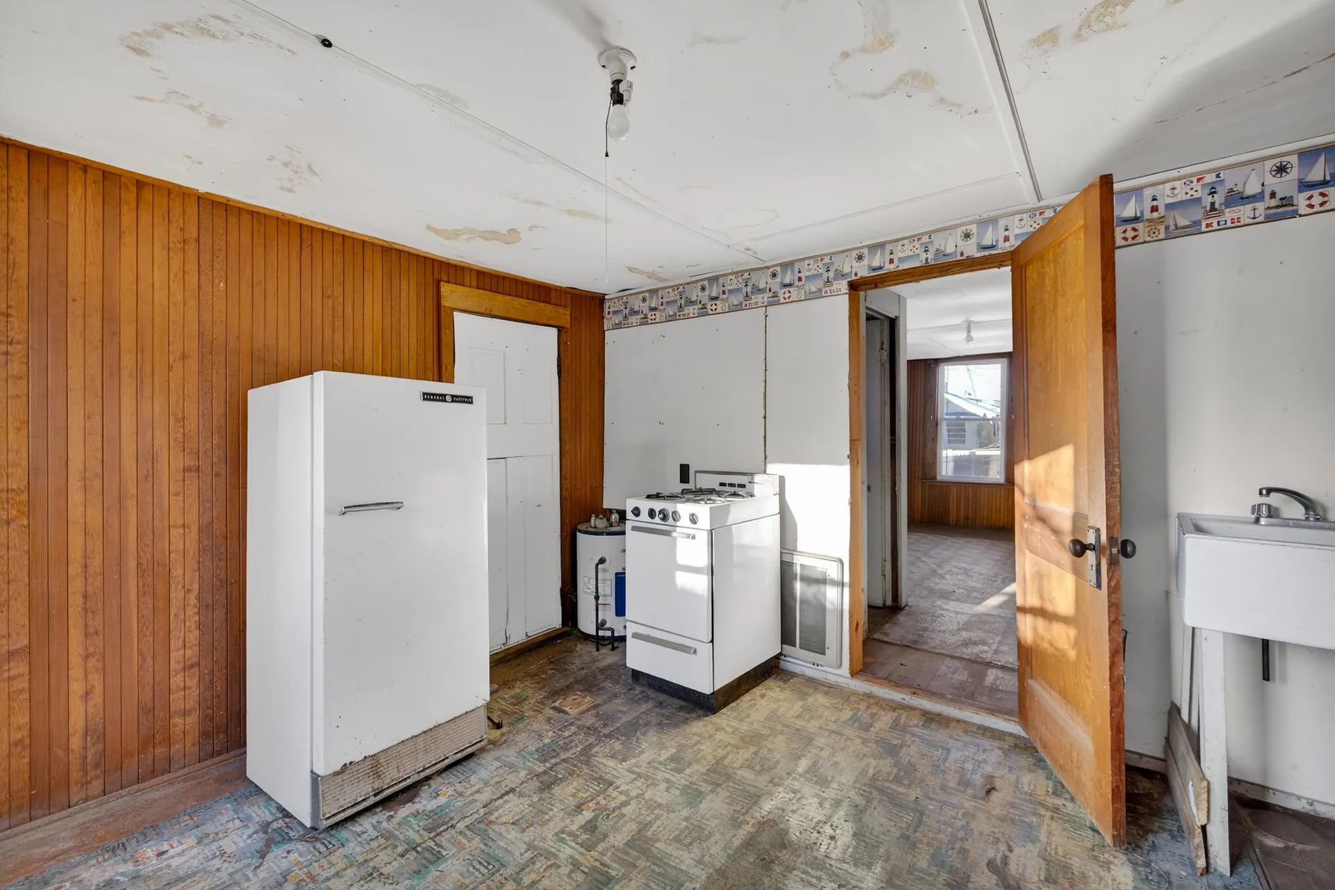 27 Kentville Terrace Hampton NH 03842