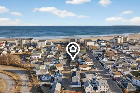 27 Kentville Terrace Hampton NH 03842