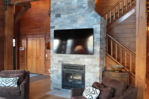 137 South Peak Road Lincoln NH 03251