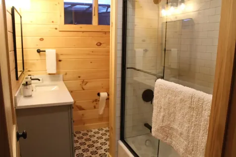 137 South Peak Road Lincoln NH 03251