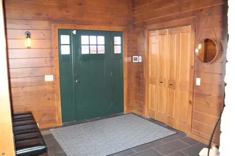 137 South Peak Road Lincoln NH 03251