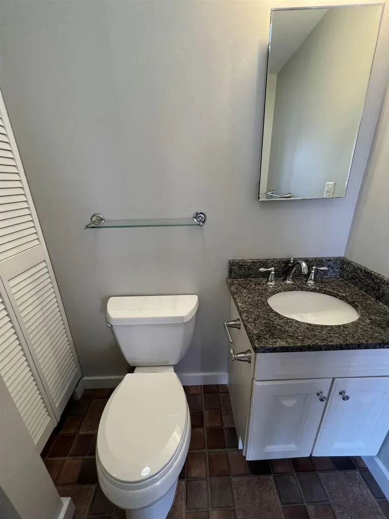 90 Fleet Street Portsmouth NH 03801